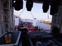 Y2K Cruise 7-28